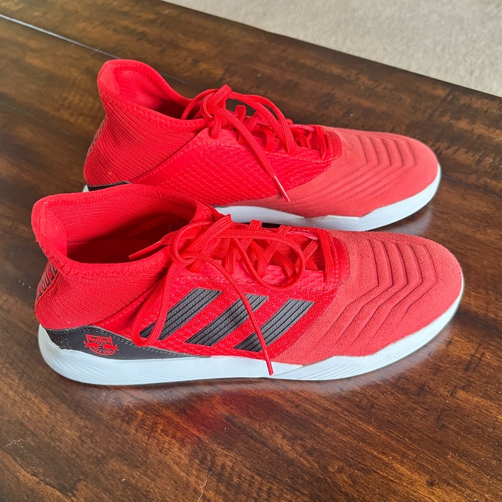 Adidas Predator New York Red Bulls Sneakers - Picture 10 of 14